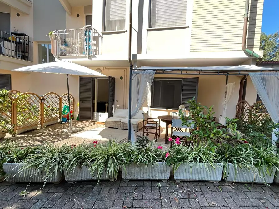 Immagine 17 di Appartamento in affitto  a Pisa