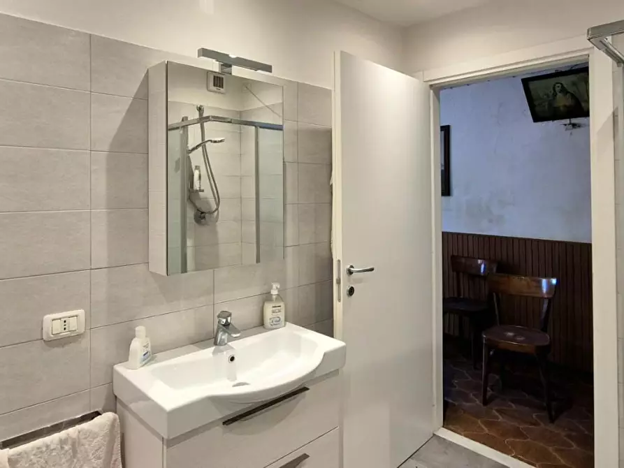 Immagine 8 di Casa indipendente in vendita  a Capannori