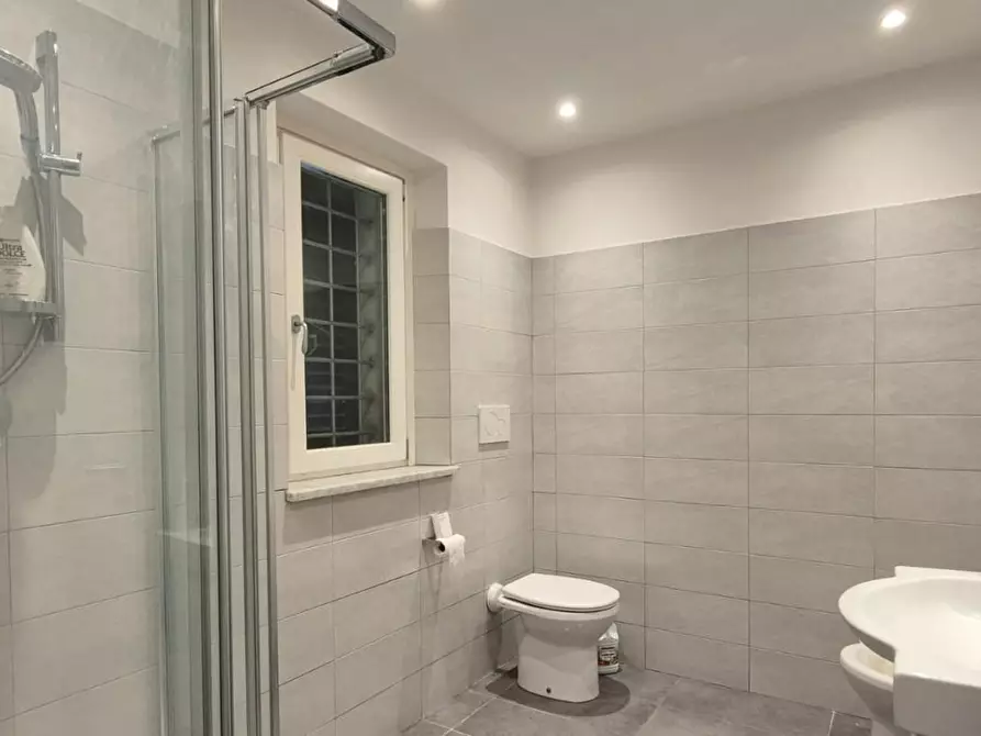 Immagine 9 di Casa indipendente in vendita  a Capannori