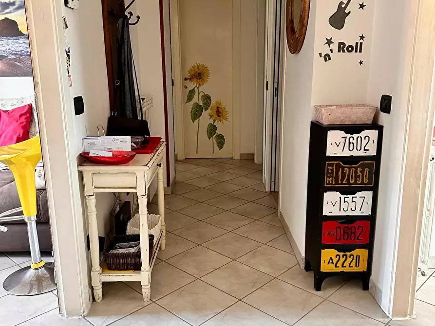 Immagine 3 di Appartamento in vendita  a Campiglia Marittima