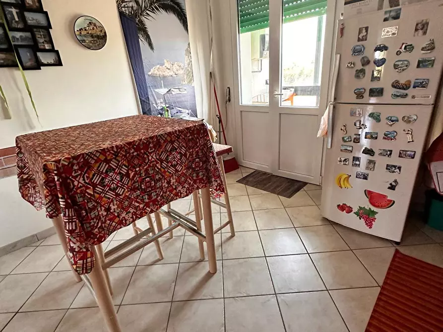 Immagine 9 di Appartamento in vendita  a Campiglia Marittima