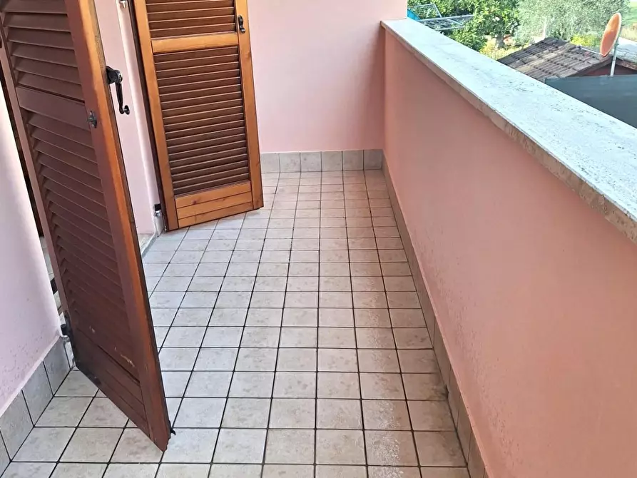 Immagine 16 di Appartamento in vendita  a Altopascio