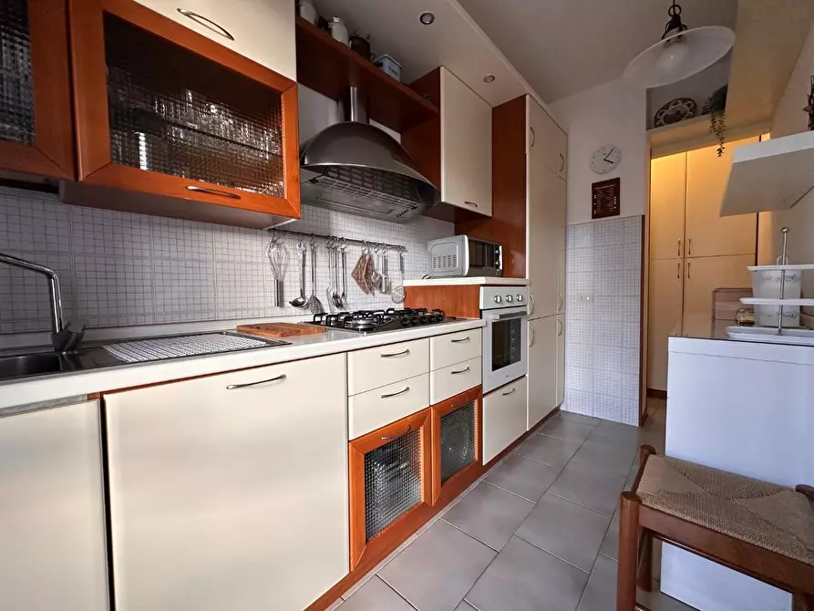 Immagine 10 di Appartamento in vendita  a Ponsacco