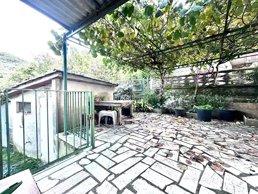 Immagine 24 di Casa indipendente in vendita  a Ortonovo