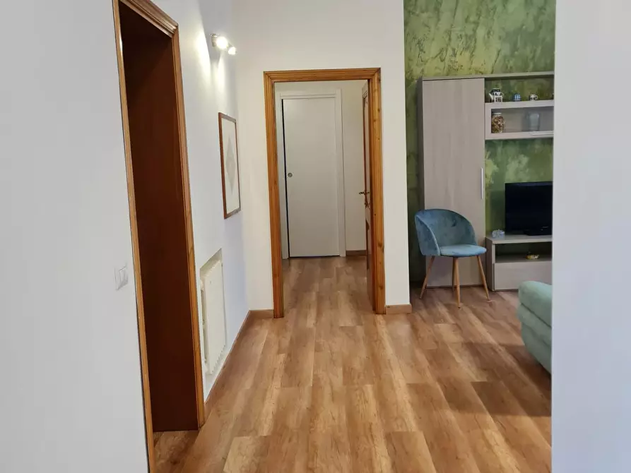 Immagine 3 di Appartamento in vendita  a Siena