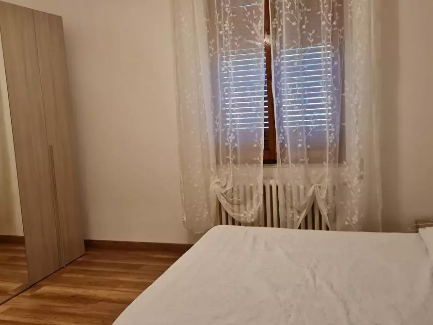 Immagine 4 di Appartamento in vendita  a Siena