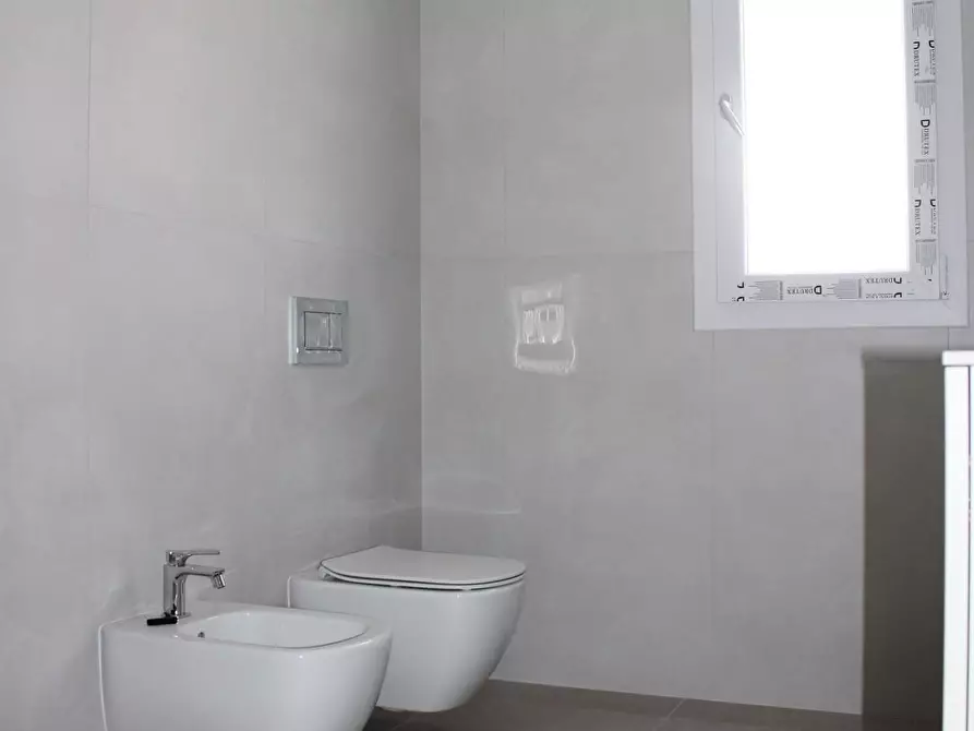 Immagine 4 di Casa bifamiliare in vendita  a San Giuliano Terme