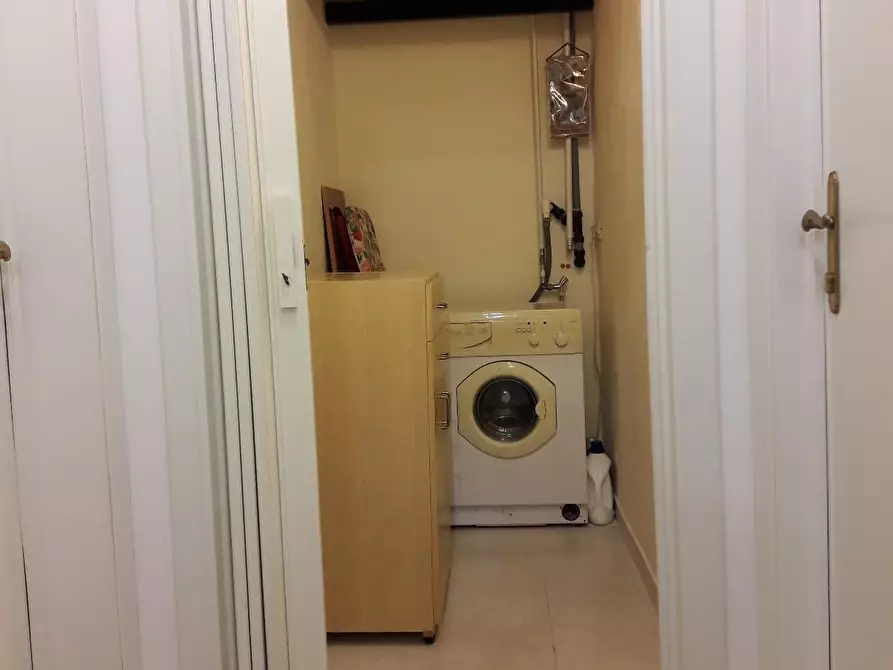 Immagine 12 di Appartamento in affitto  a Pisa