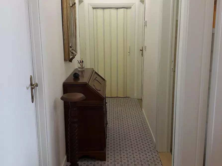 Immagine 9 di Appartamento in affitto  a Pisa