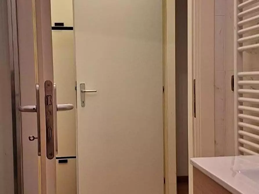 Immagine 25 di Appartamento in affitto  a Livorno