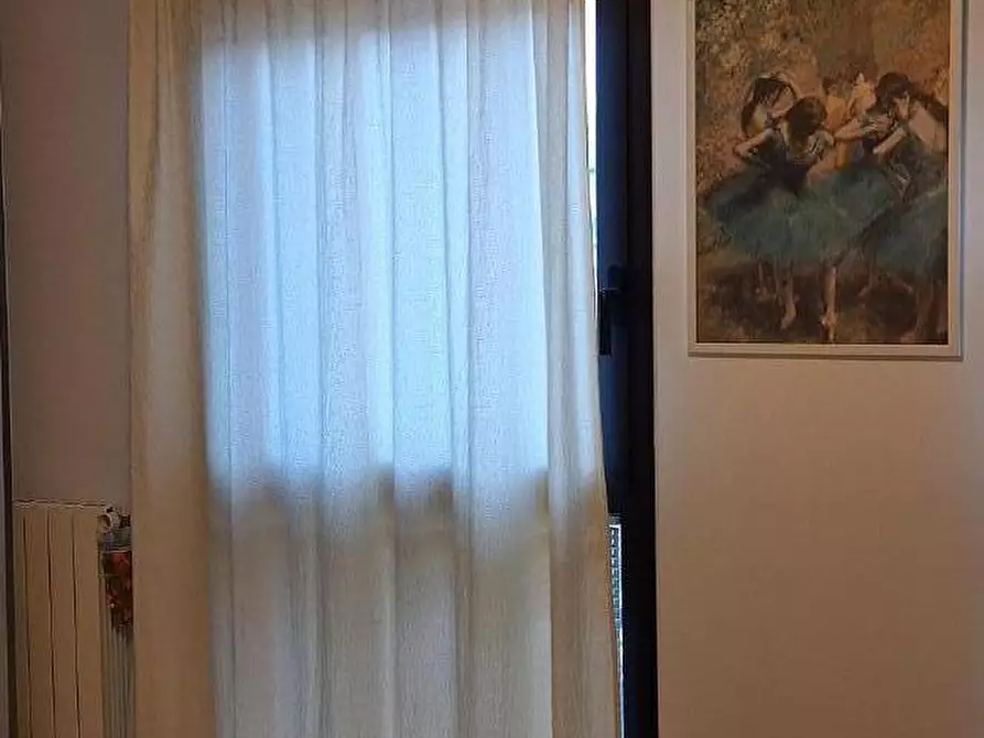 Immagine 13 di Appartamento in affitto  a Livorno