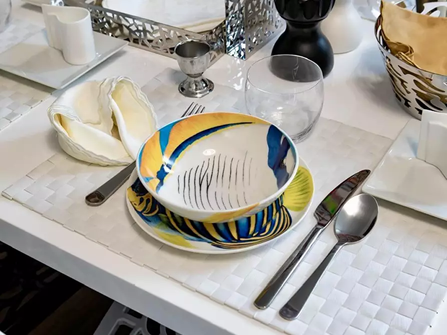 Immagine 6 di Appartamento in vendita  a Viareggio