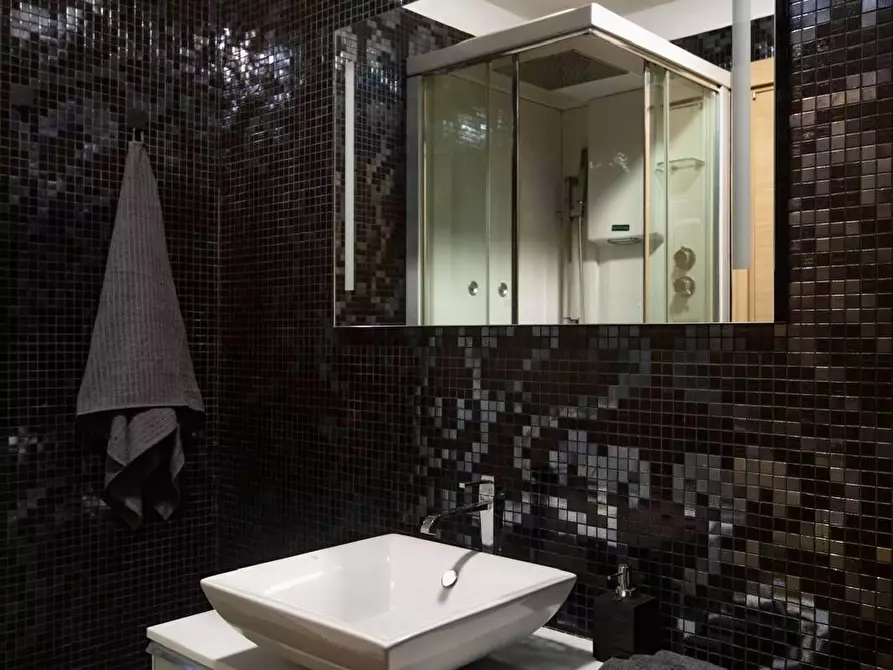 Immagine 24 di Appartamento in vendita  a Viareggio