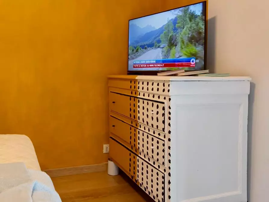 Immagine 30 di Appartamento in vendita  a Viareggio