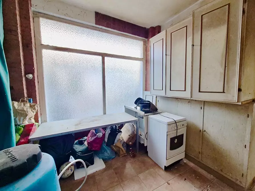 Immagine 23 di Villa in vendita  a Pisa