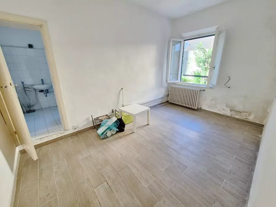 Immagine 8 di Villa in vendita  a Pisa