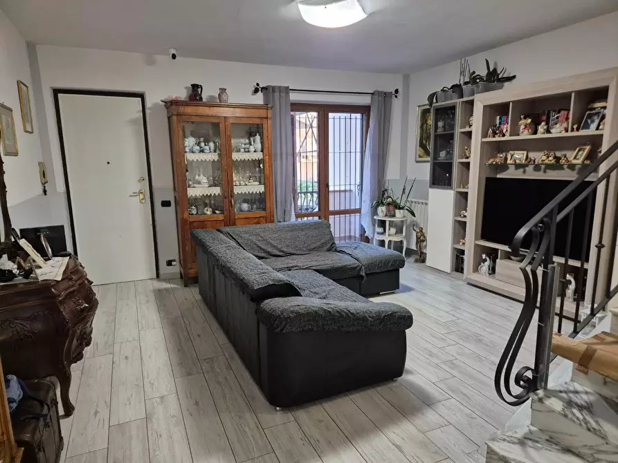 Immagine 6 di Villetta a schiera in vendita  a Carrara