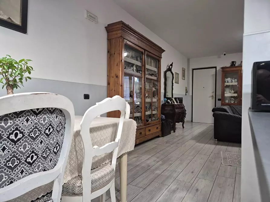 Immagine 11 di Villetta a schiera in vendita  a Carrara