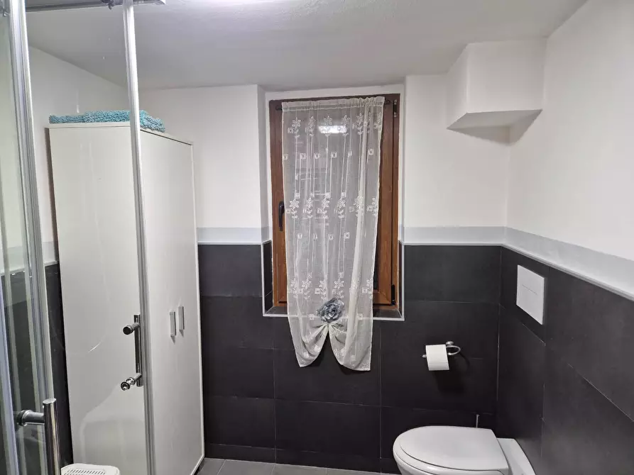 Immagine 13 di Villetta a schiera in vendita  a Carrara