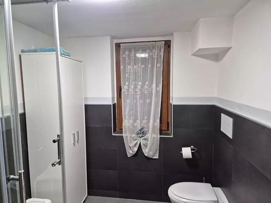 Immagine 39 di Villetta a schiera in vendita  a Carrara