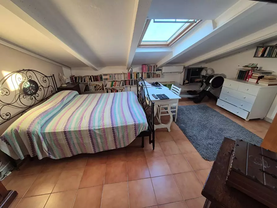 Immagine 16 di Villetta a schiera in vendita  a Carrara