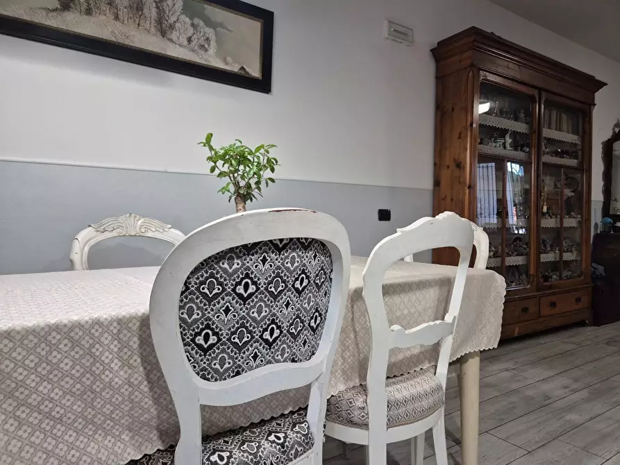 Immagine 10 di Villetta a schiera in vendita  a Carrara