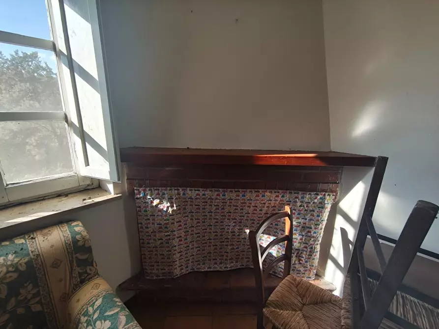 Immagine 18 di Appartamento in vendita  a Lucca