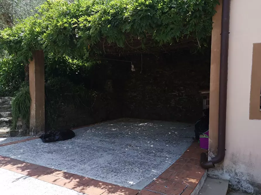 Immagine 38 di Villa in vendita  a Buti