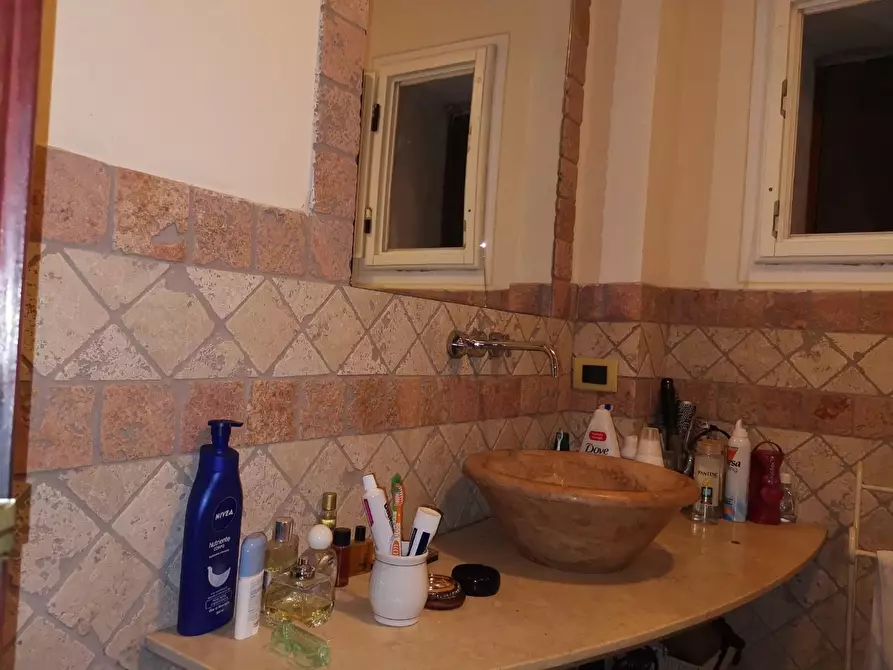 Immagine 23 di Villa in vendita  a Buti