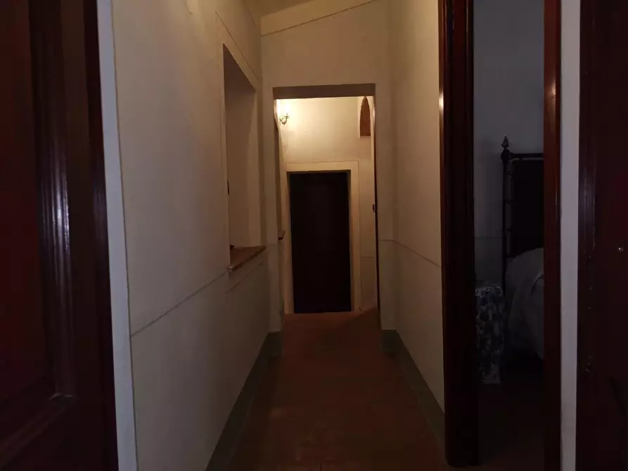 Immagine 33 di Villa in vendita  a Buti