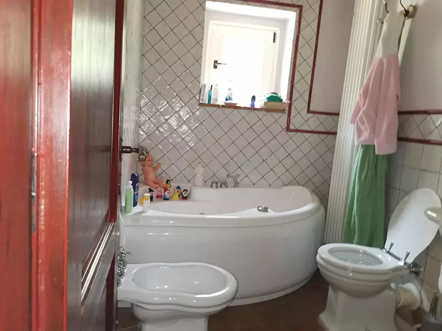 Immagine 30 di Villa in vendita  a Buti