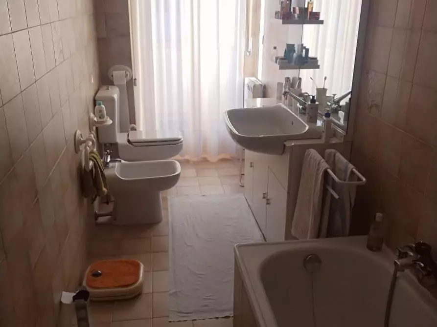 Immagine 26 di Villetta a schiera in vendita  a Massa