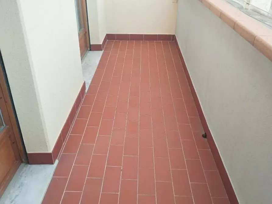 Immagine 19 di Villetta a schiera in vendita  a Massa