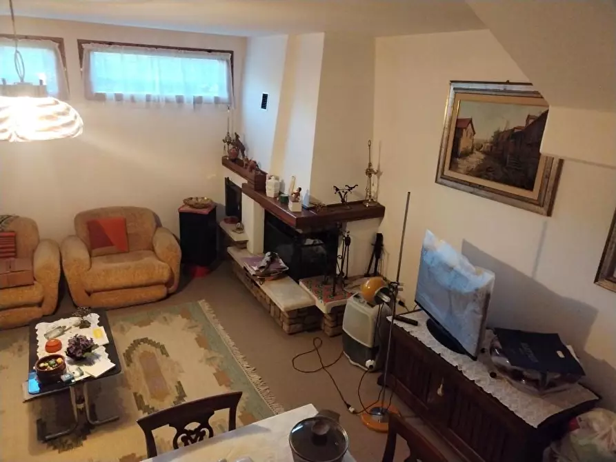 Immagine 23 di Villetta a schiera in vendita  a Massa