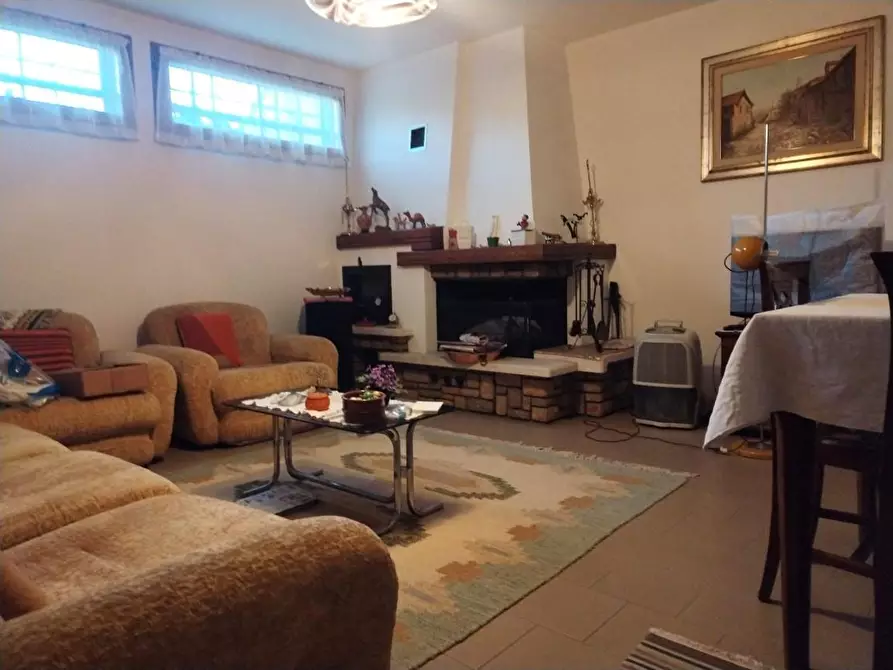 Immagine 24 di Villetta a schiera in vendita  a Massa