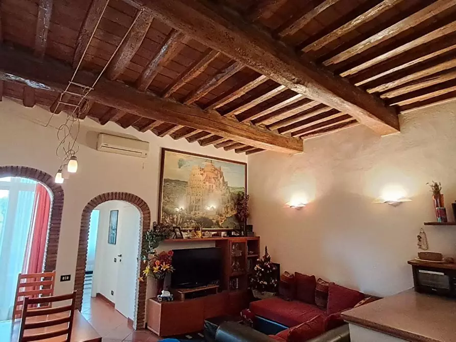 Immagine 8 di Appartamento in vendita  a Cecina