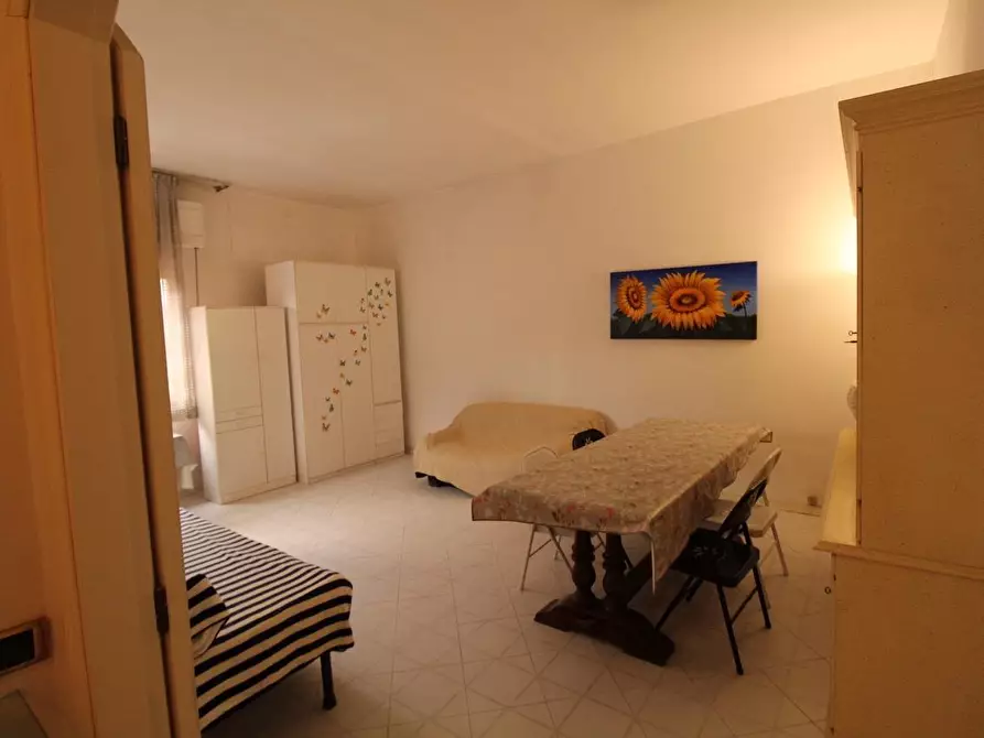 Immagine 2 di Appartamento in vendita  a Siena