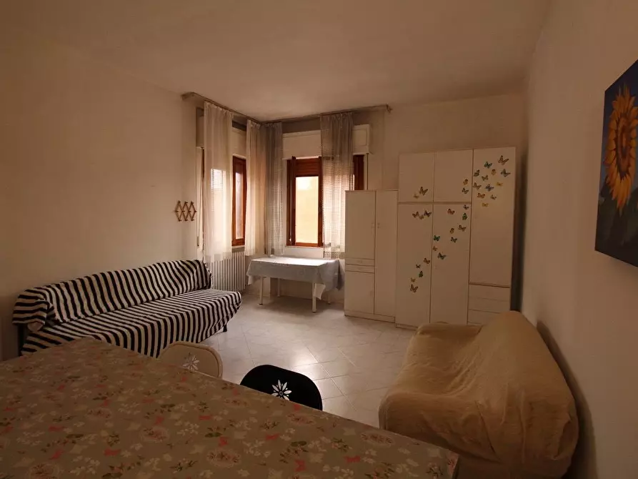 Immagine 1 di Appartamento in vendita  a Siena