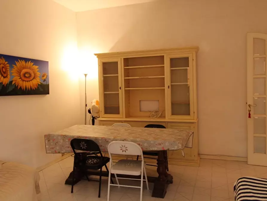 Immagine 11 di Appartamento in vendita  a Siena