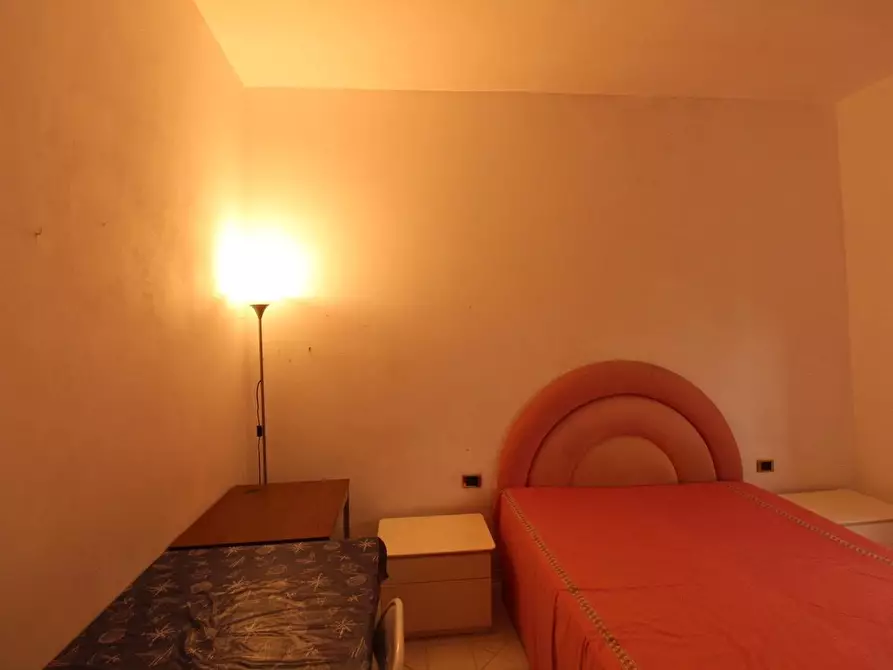 Immagine 33 di Appartamento in vendita  a Siena
