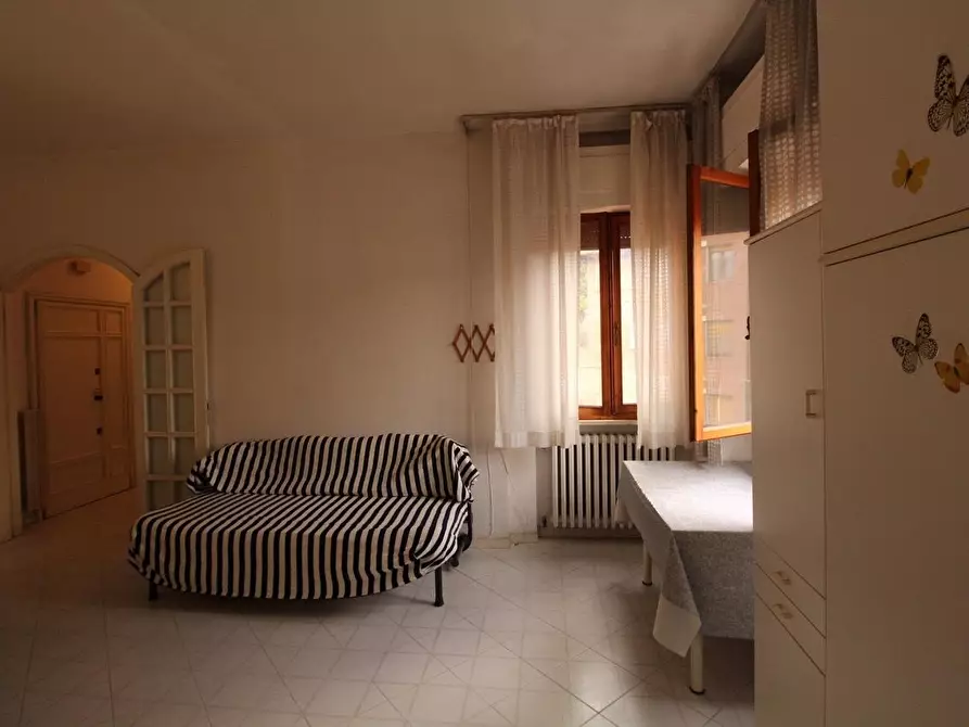 Immagine 5 di Appartamento in vendita  a Siena