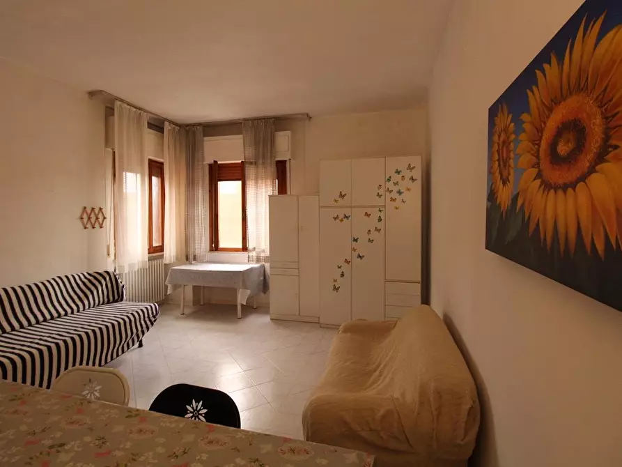 Immagine 4 di Appartamento in vendita  a Siena