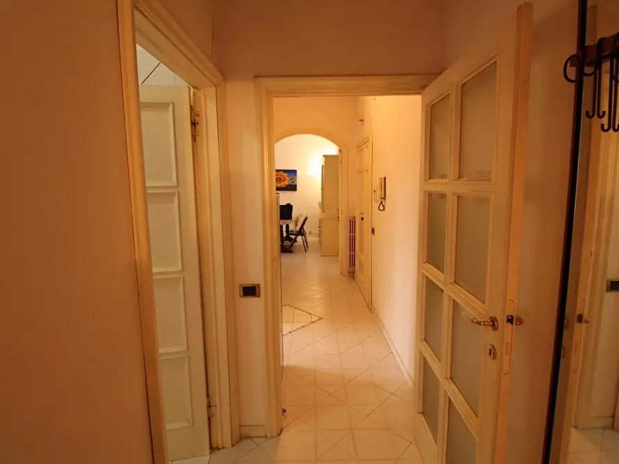 Immagine 24 di Appartamento in vendita  a Siena