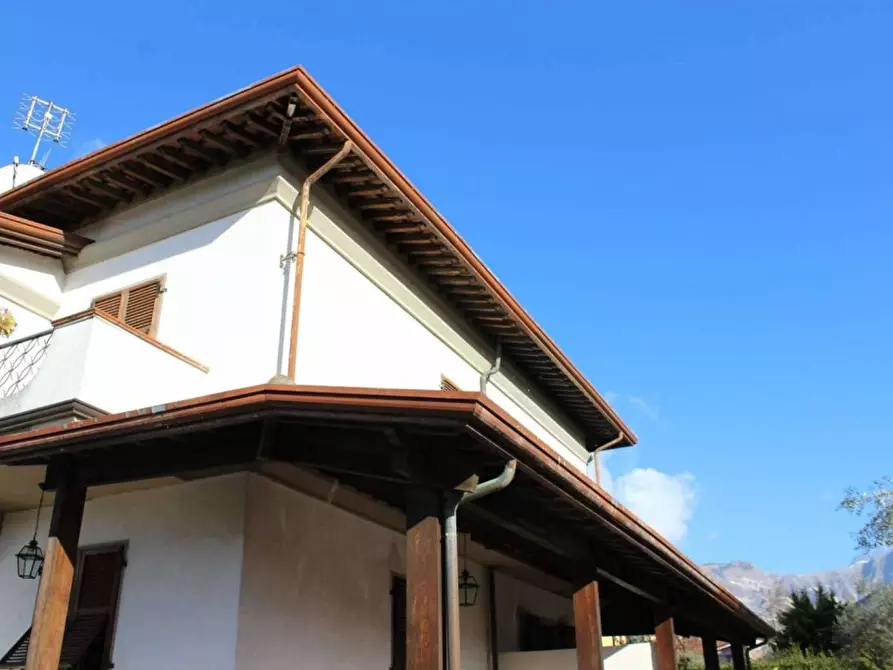 Immagine 2 di Casa indipendente in vendita  a Carrara