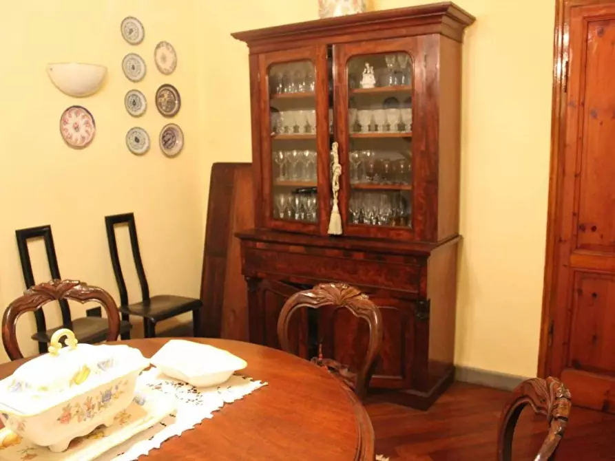 Immagine 8 di Villa in vendita  a Carrara