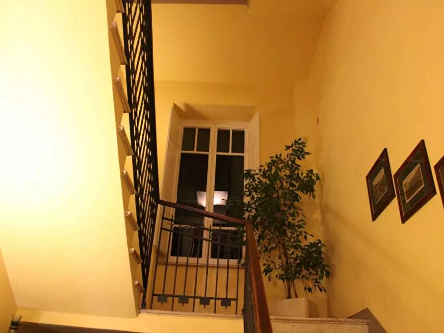 Immagine 13 di Villa in vendita  a Carrara