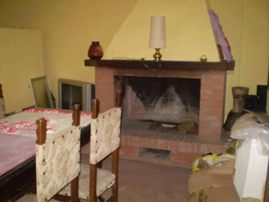 Immagine 21 di Casa indipendente in vendita  a Carrara