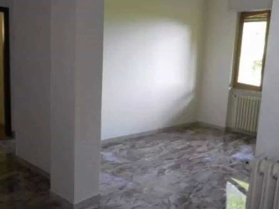 Immagine 23 di Casa indipendente in vendita  a Carrara