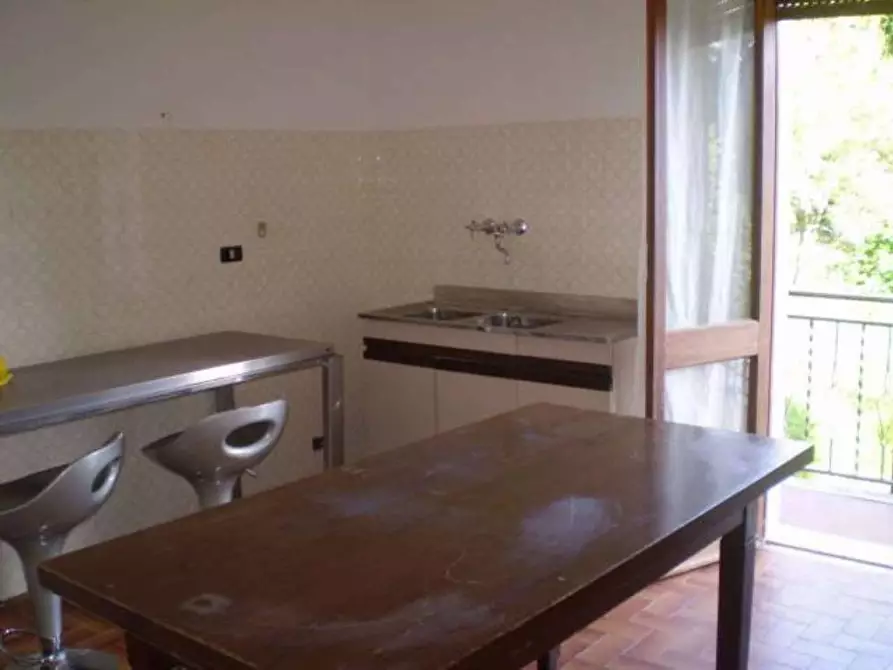 Immagine 12 di Casa indipendente in vendita  a Carrara