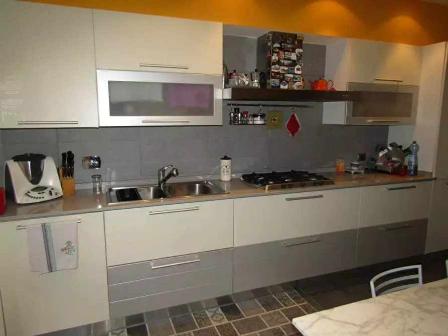 Immagine 14 di Casa indipendente in vendita  a Carrara